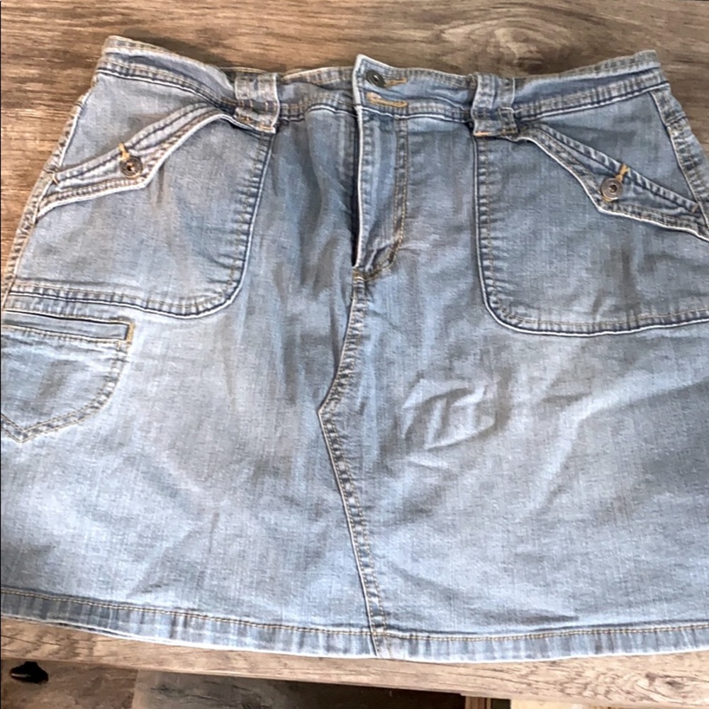 Skort